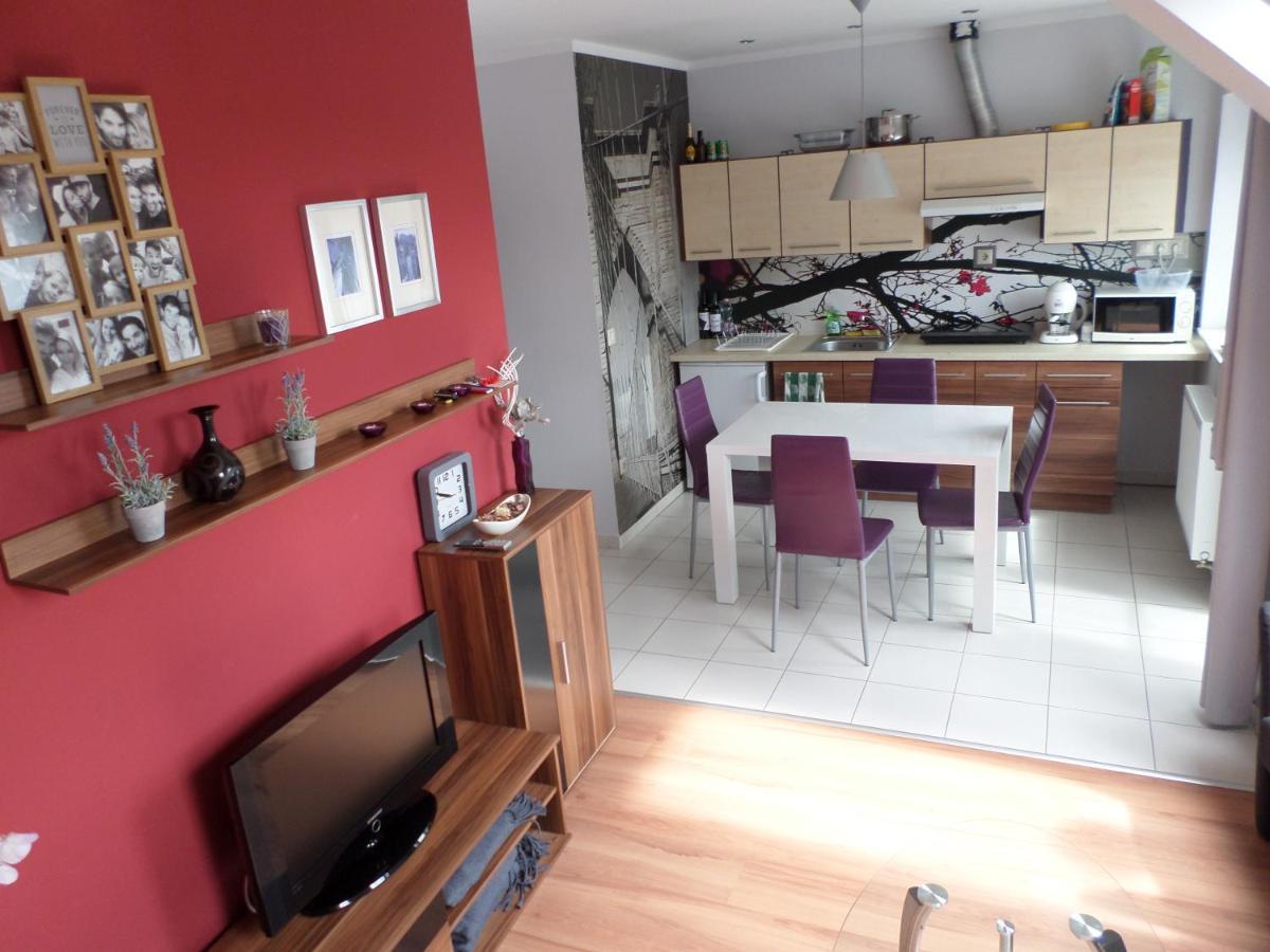 Апартаменты Cecilia Apartman Шарвар Экстерьер фото